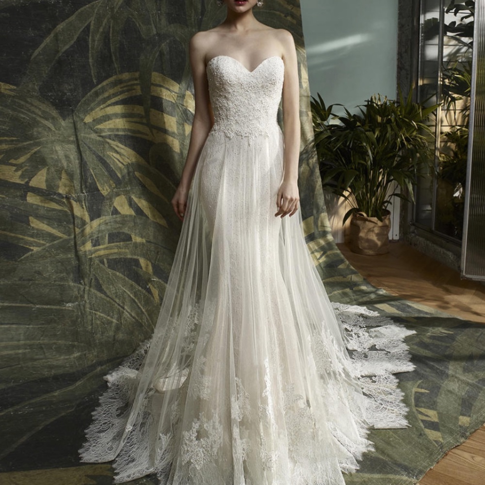 NEW Blue By Enzoani Kodie Wedding Dress Size 12